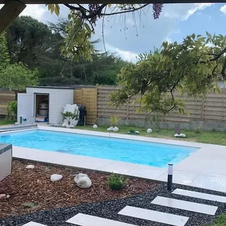 Maison De Lucyann بيت للعطل Avrillé